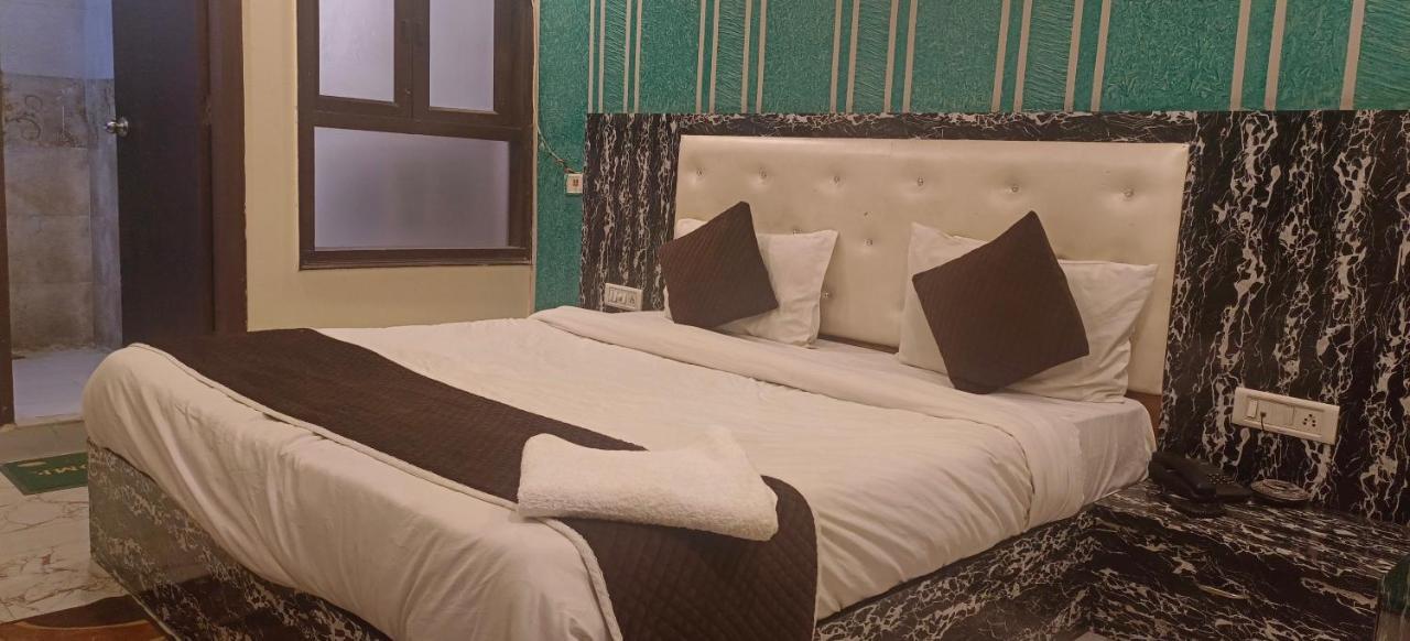 Airport Hotel Prince Palace By Byobhotels Yeni Delhi Dış mekan fotoğraf