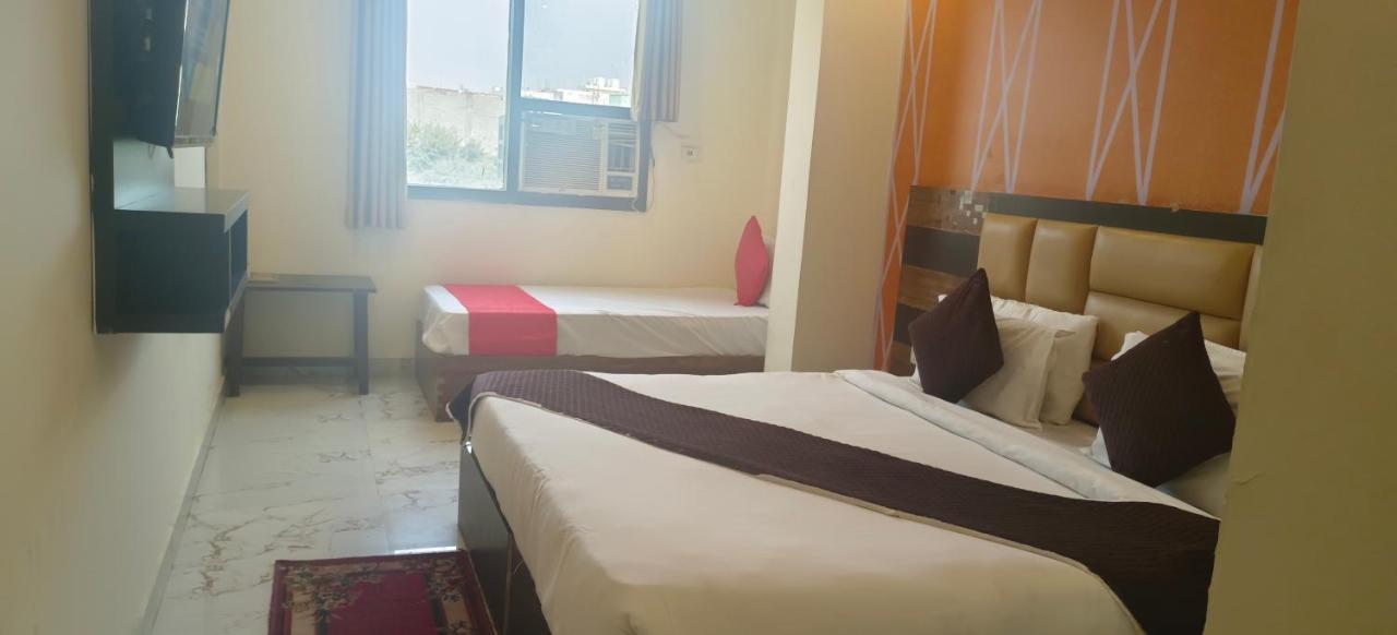 Airport Hotel Prince Palace By Byobhotels Yeni Delhi Dış mekan fotoğraf