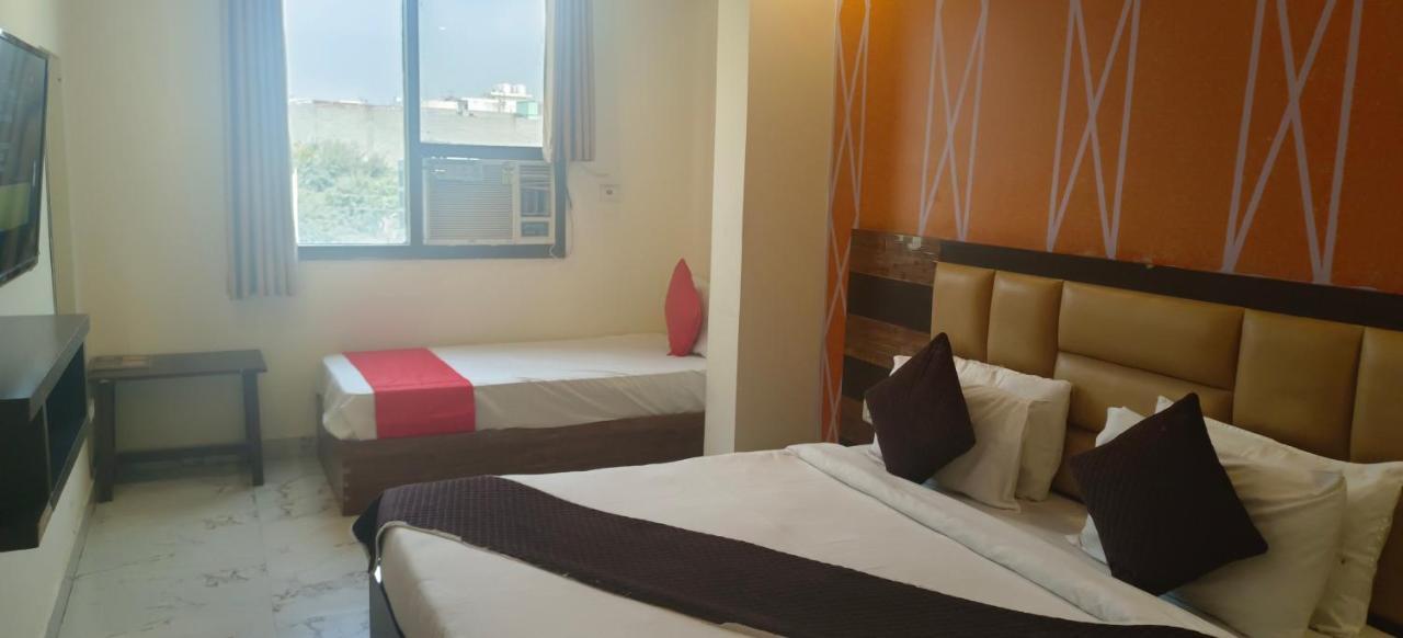 Airport Hotel Prince Palace By Byobhotels Yeni Delhi Dış mekan fotoğraf