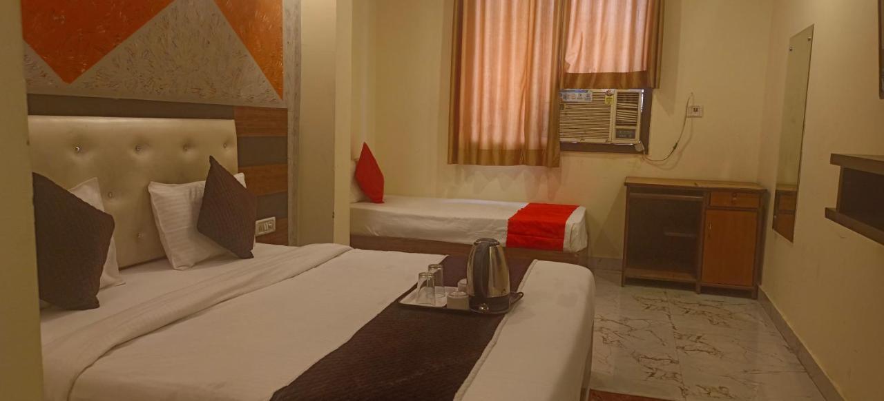 Airport Hotel Prince Palace By Byobhotels Yeni Delhi Dış mekan fotoğraf